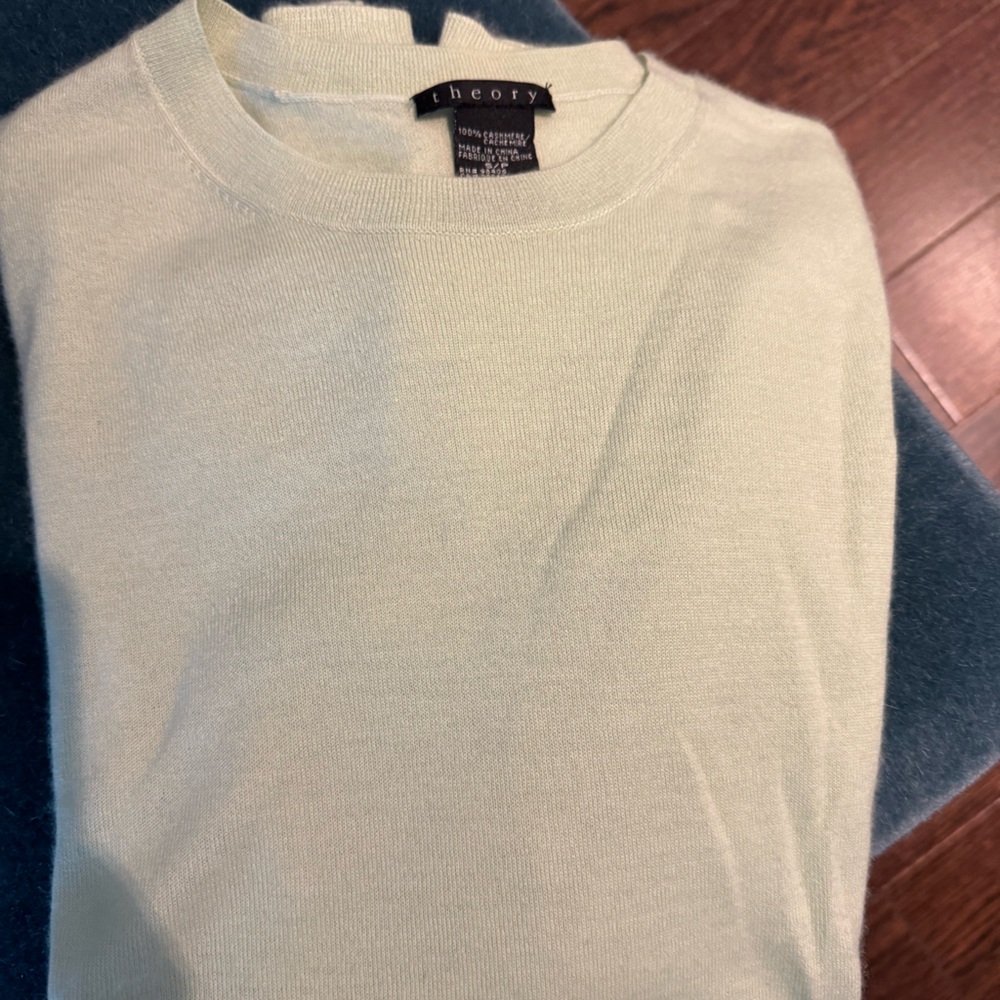 Theory cashmere sweater